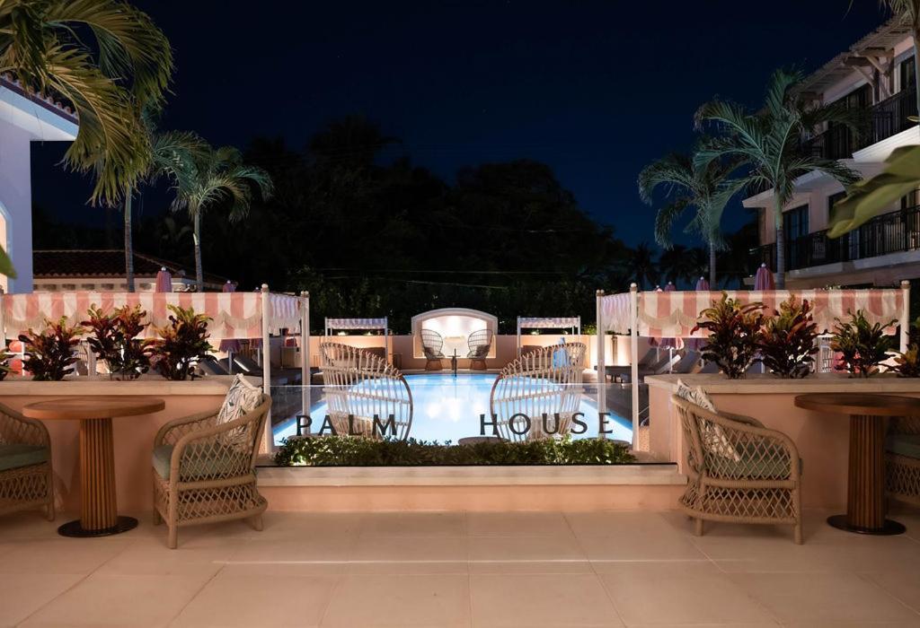Palm House Hotel Palm Beach Exterior foto
